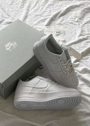 Жіночі кросівки nike air force 1 lux 🤍7 фото