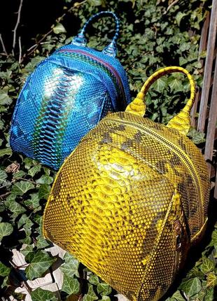 Рюкзак из натуральной кожи королевского питона в наличии невероятного цвета7 фото