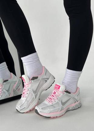 Жіночі кросівки nike vomero 5 white/pink4 фото