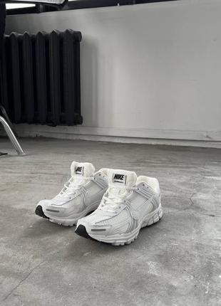 Жіночі кросівки nike vomero 5 white2 фото