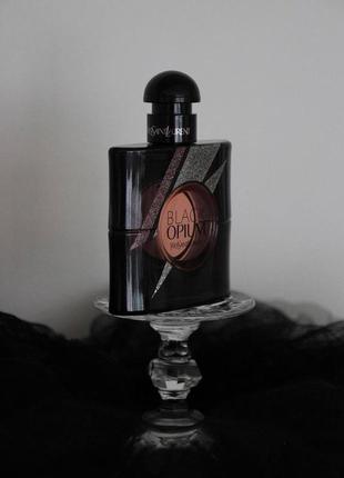 Yves saint laurent black opium