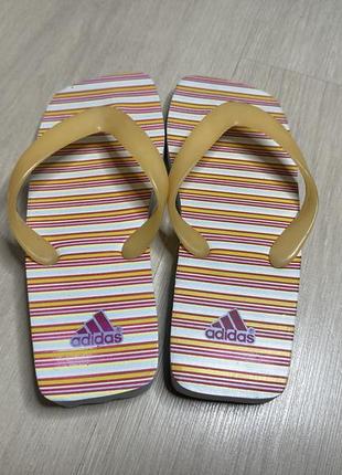 В’єтнамки , шльопанці adidas