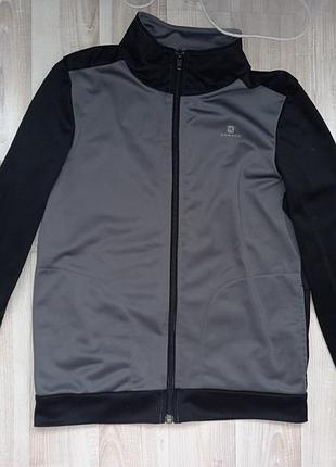 Спортивна кофта на замку