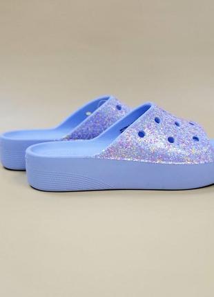 Красивенні шлепки crocs classic platform glitter slide w3 фото