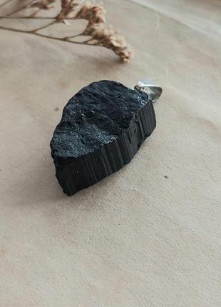 Кулон с натуральным черным турмалином3 фото