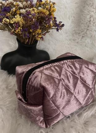 Трендовая бархатная косметичка ручной работы