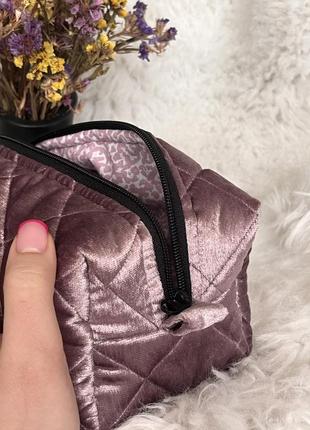 Трендовая бархатная косметичка ручной работы