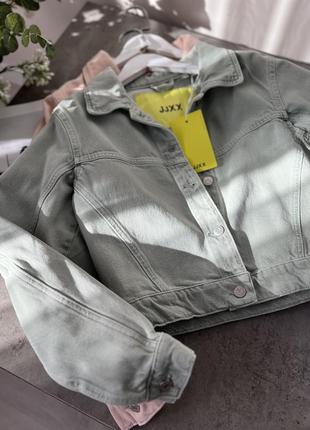 Нова джинсова куртка/бомбер (s) jjxx