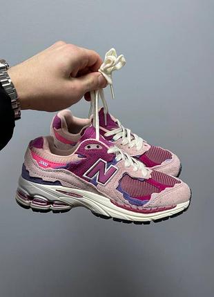 Женские кроссовки new balance 2002r pink-violet