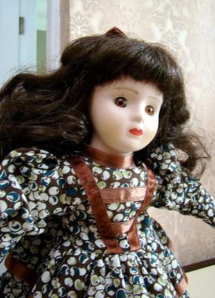 Фарфоровая кукла винтаж