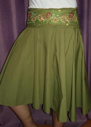 Широкая юбка-солнце с узорным поясом с пайетками pari line by a&k collection4 фото