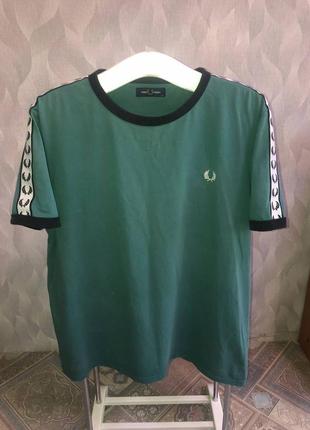 Футболка fred perry лампасы