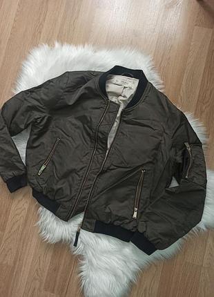 Бомбер куртка zara
