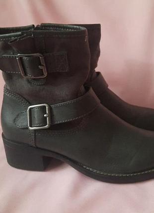 Осенние женские ботинки ботинки graceland
р.38