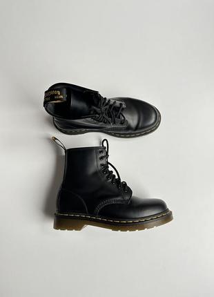 Ботинки черного цвета оригинал dr. martens1 фото