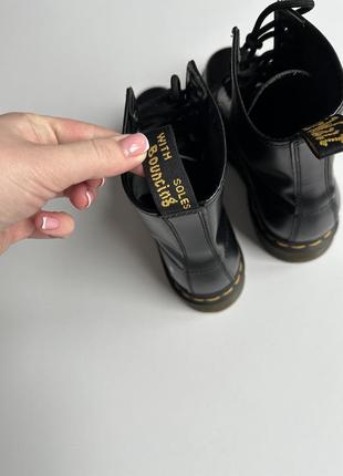 Ботинки черного цвета оригинал dr. martens6 фото