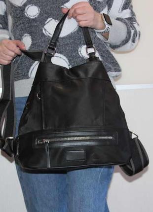 Жіночий оригінальний рюкзак – сумка.1 фото