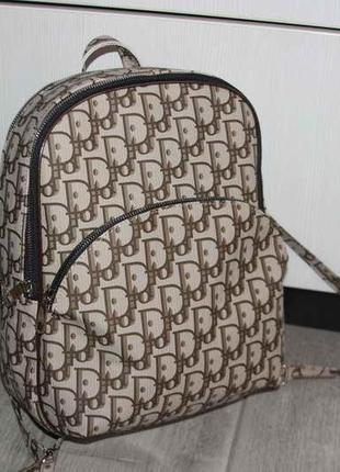 Якісний жіночий рюкзак - сумка