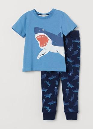 Классный комплект джоггеры футболка 98-104 h&m