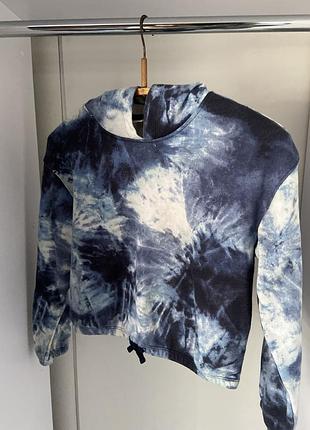 Вкорочене худі