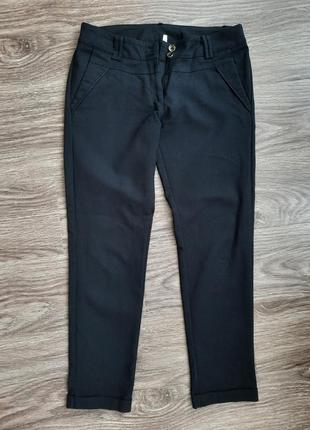 Штани брюки чорні з закотом укорочені1 фото