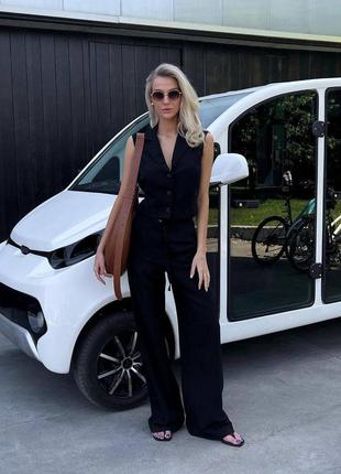 Качественный льняной брючный костюм с жилеткой