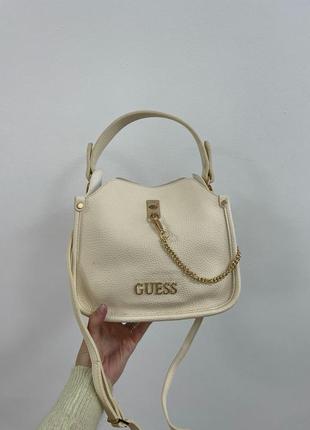 👜 guess bucket shoulder bag cream 6
