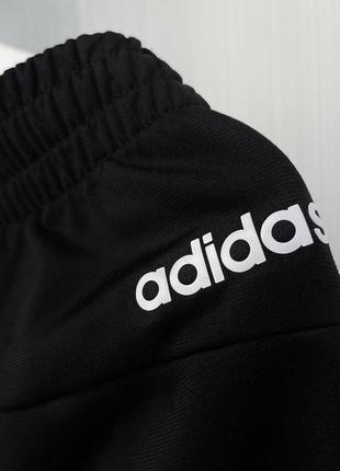 Женские спортивные штаны на манжетах adidas оригинал3 фото