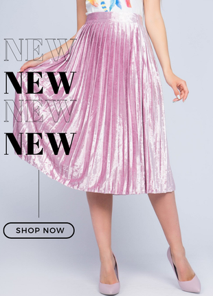 Розовая плиссированная юбка из велюра