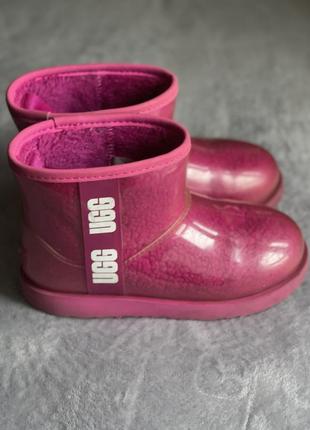 Ugg ботинки детские/ оригинальные. размер 33,5