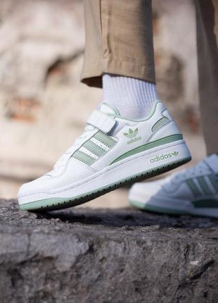 Жіночі кросівки адідас білі adidas forum 84 low white green1 фото