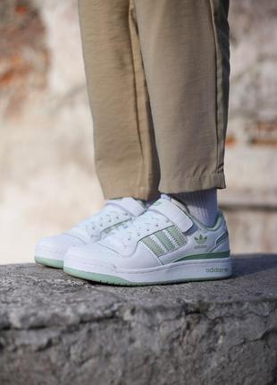 Жіночі кросівки адідас білі adidas forum 84 low white green5 фото