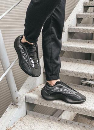Yeezy boost 700 v3 black кроссовки мужские адидас