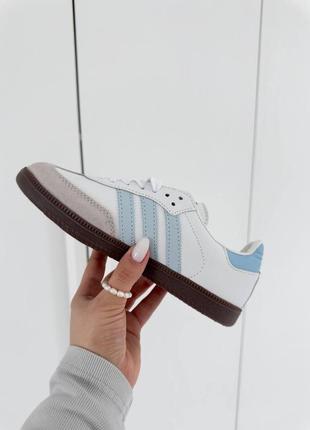 Неймовірні жіночі кросівки adidas samba white sky blue білі з блакитним4 фото