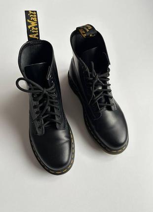 Ботинки черные, оригинал.1 фото