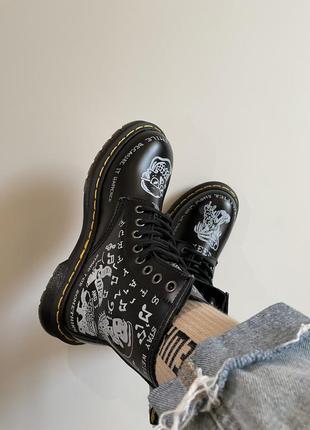 Ботинки dr.martens 1460 каракули 38-39 размер