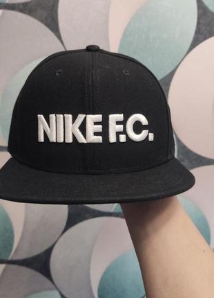 Кепка nike f.c. чорна нова