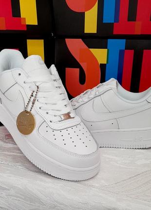 Стильні кросівки nike air force 1 low8 фото