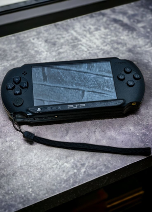 Psp / sony playstation portable e1000 (street) / + ігри