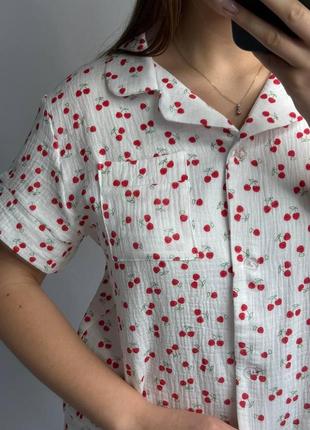 Пижама женская муслин шорты и рубашка вишенки5 фото