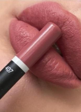 Lamel lip liner pencil олівець для губ