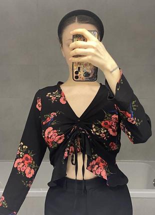 Блуза в цветы с затяжкой new look (хожая по стилю на zara, h&amp;m)