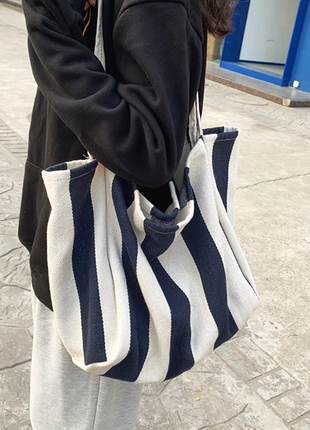 Новая вместительная полосатая сумка шоппер1 фото