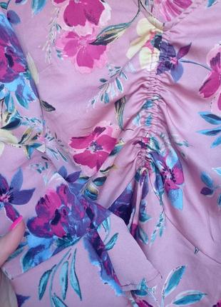 Стильная блуза в цветочки3 фото