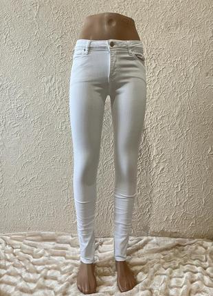 Белые джинсы скинни / белые джинсы skinny