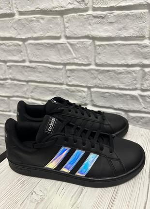 Красовки adidas 40р, кеди adidas2 фото