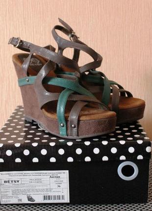 Жіночі босоніжки відкриті туфлі betsy англія, 36 розмір