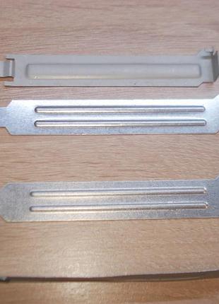 Планка (заглушка) для комп'ютера.