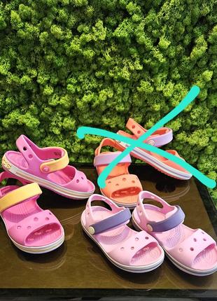 Босоніжки сандалі  crocs, крокси с7, с9