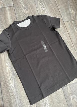 Футболка uniqlo розмір s  l dark grey 086 фото